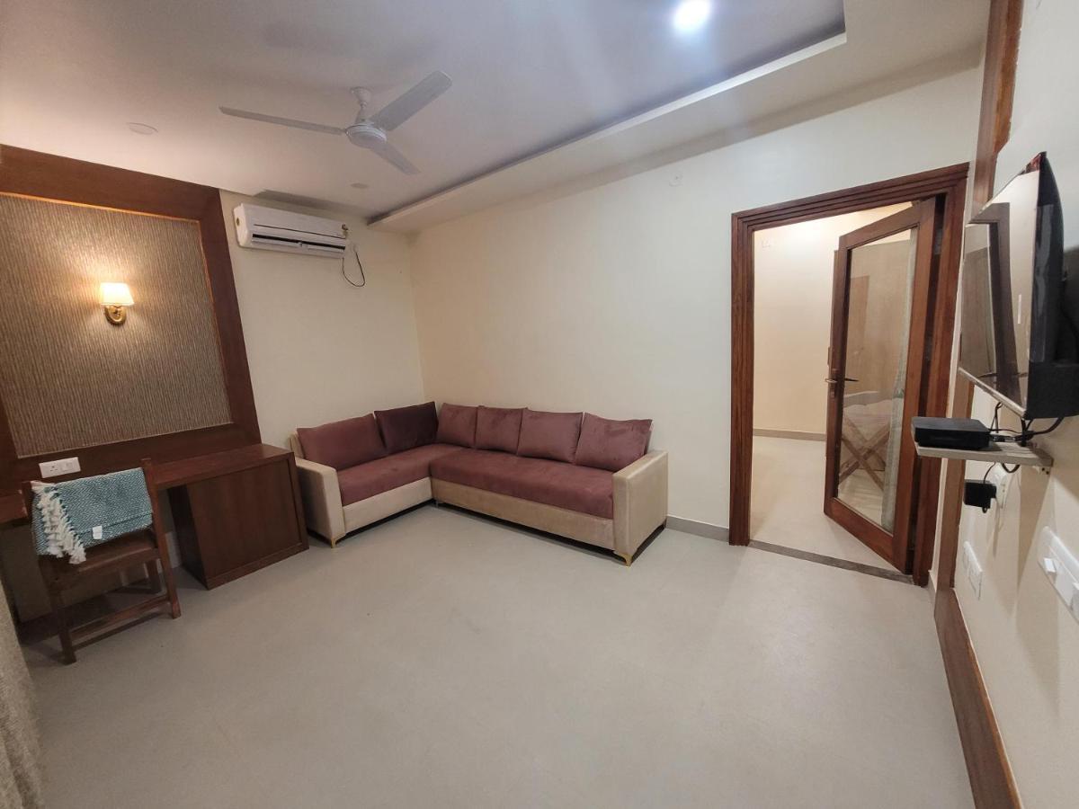 Hotel Ananda Kashi Váránaszi Kültér fotó