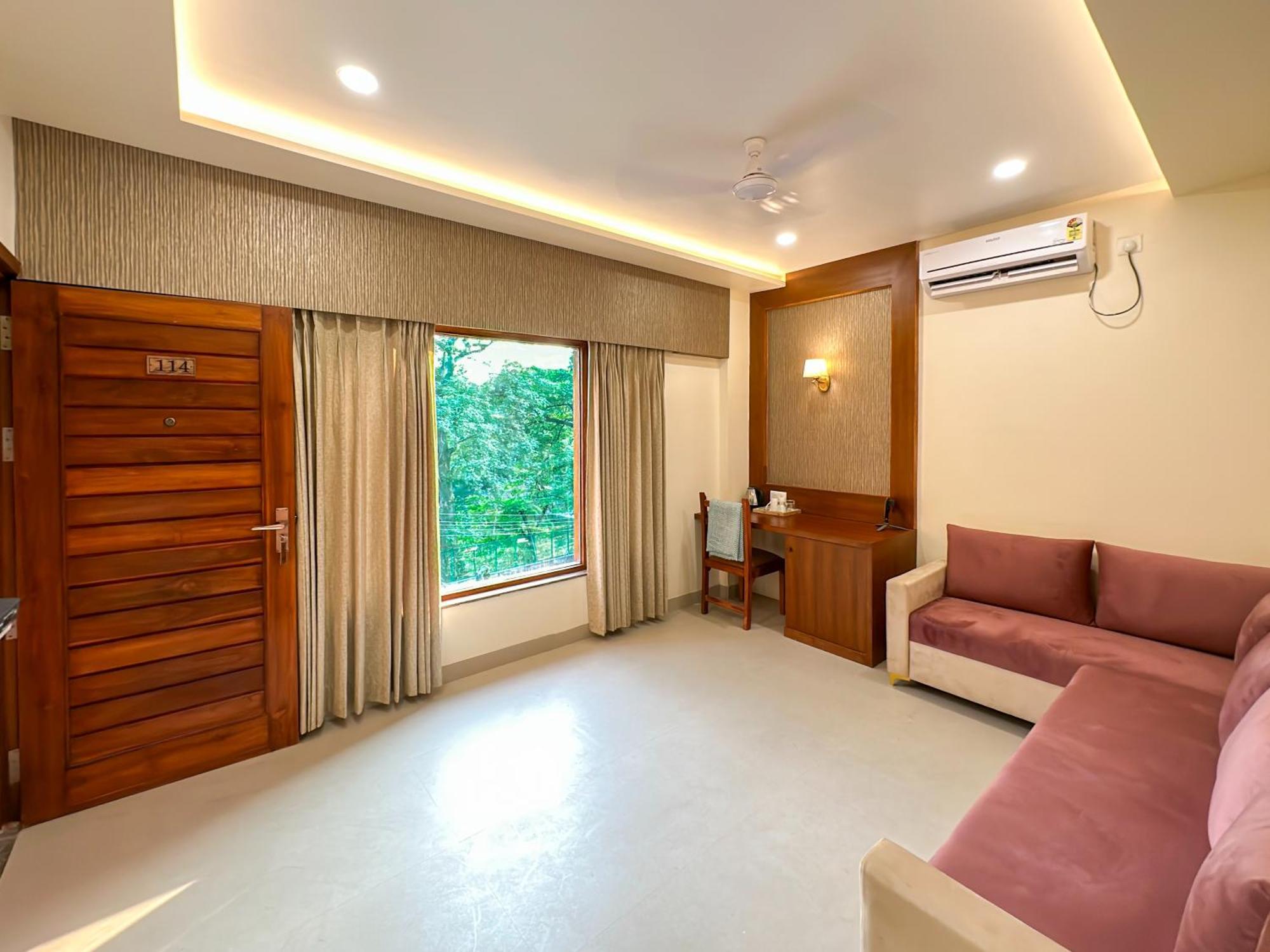 Hotel Ananda Kashi Váránaszi Kültér fotó